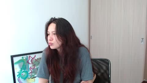 Snapshot of lucy_collins_g chatting on October 23, 5:14 pm Lucy online show from October 23, 5:14 pm