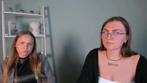 lucy_moon__ online show from November 11, 2:52 pm