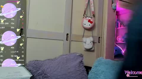 Snapshot of lucy_s3x chatting on February 27, 2:14 am Lulu online show from February 27, 2:14 am