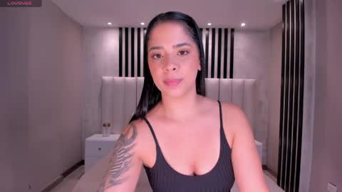 Lucy online show from May 30, 4:44 am