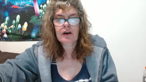 lucylling online show from September 29, 2:38 pm