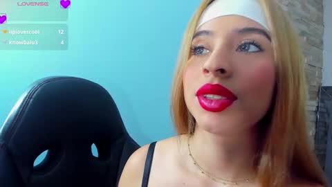 L U C Y  online show from November 28, 1:51 pm