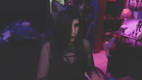 Lucypurr666 online show from May 28, 8:01 am