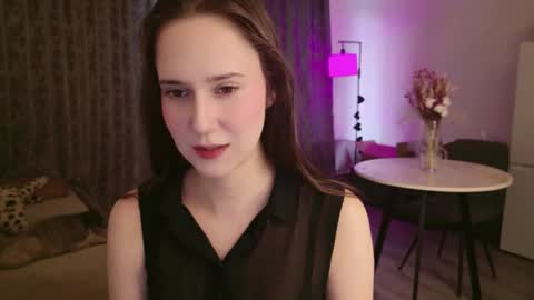 Lucy Rose online show from March 25, 6:09 am