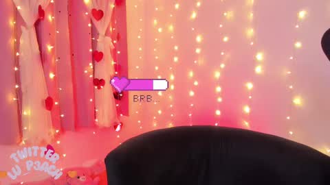 Snapshot of lucyy_peach chatting on February 23, 1:46 am LUCYY FROM HOME online show from February 23, 1:46 am
