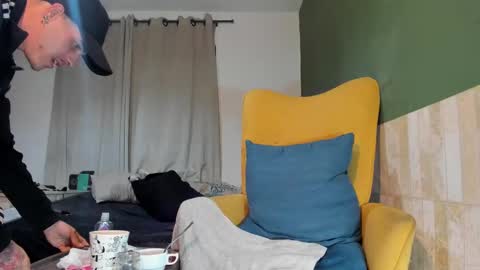 Snapshot of luis_as chatting on February 21, 11:33 am Luis AS online show from February 21, 11:33 am