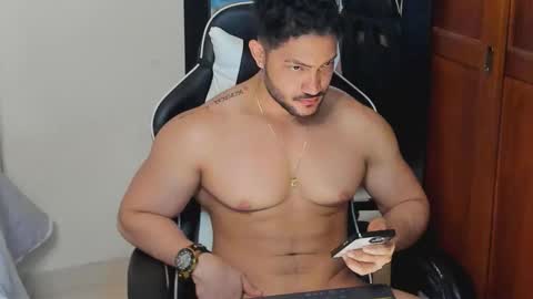 luis_baptista online show from September 28, 11:58 pm