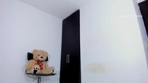   Luisa Fernanda  online show from January 25, 1:10 am