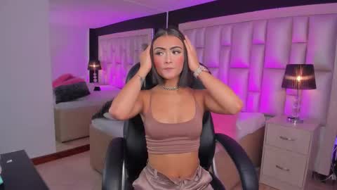 Luisa  online show from January 12, 3:30 pm