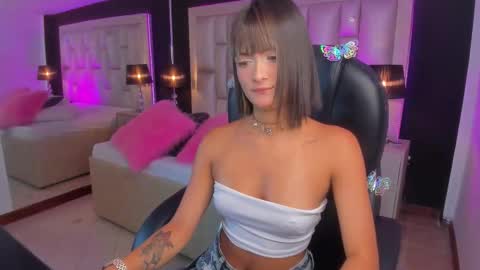 Luisa  online show from March 3, 3:19 pm