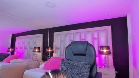 Luisa  online show from June 6, 4:57 pm