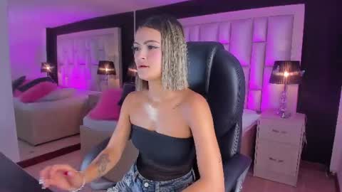 Luisa  online show from July 2, 4:01 pm