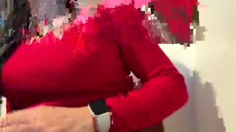 Luisa Monsters online show from October 28, 3:24 pm