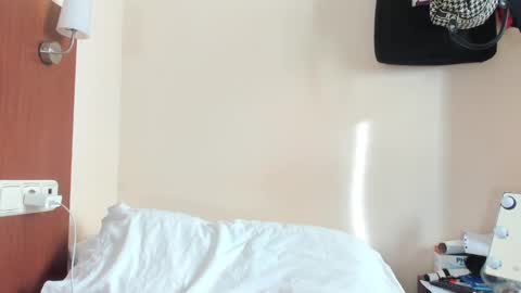 Luisa Monsters online show from December 3, 2:44 pm