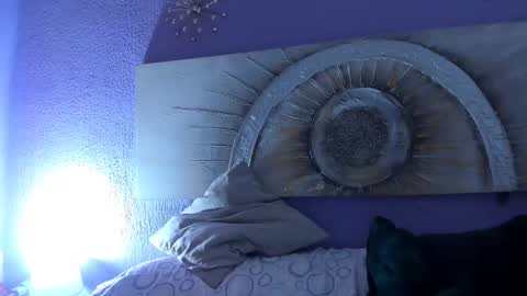 Luisa Monsters online show from January 30, 7:37 pm