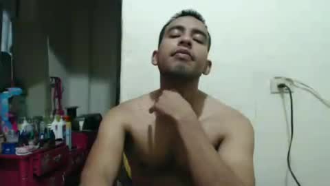 luisatr2017 online show from June 29, 2:41 am