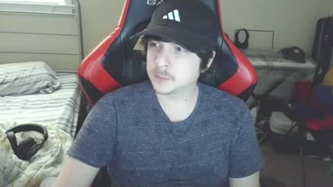Luisdiaztube online show from May 13, 7:12 pm