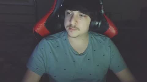 Luisdiaztube online show from May 17, 3:16 am