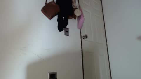 Luisita online show from February 25, 5:00 am