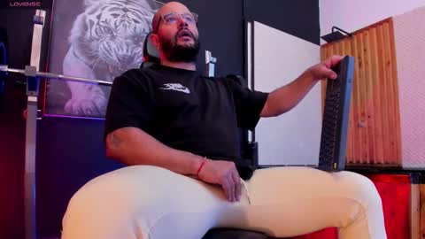 LUKE online show from February 10, 12:08 pm