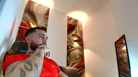 LUKE online show from April 18, 1:24 pm