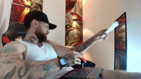 LUKE online show from March 28, 1:23 pm