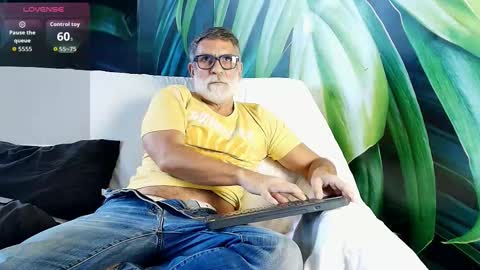 Luke Crews online show from January 9, 7:08 pm