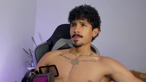 Luke Taylor online show from April 4, 9:38 am