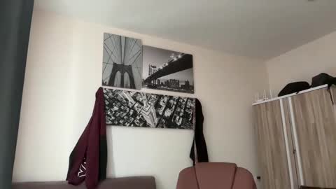 MR. Luke Gunn online show from November 22, 2:43 am