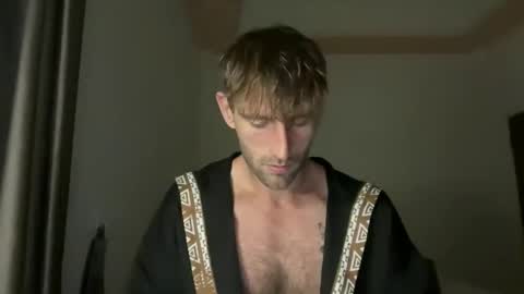 MR. Luke Gunn online show from October 4, 11:02 pm