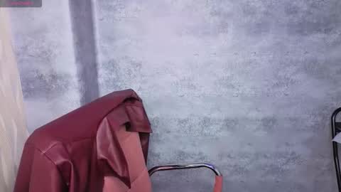 lukeriamoon online show from November 1, 6:56 am