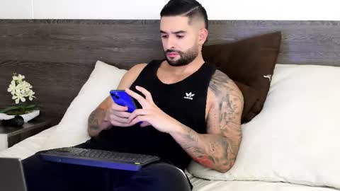 Lukhas f4f online show from November 21, 11:58 pm