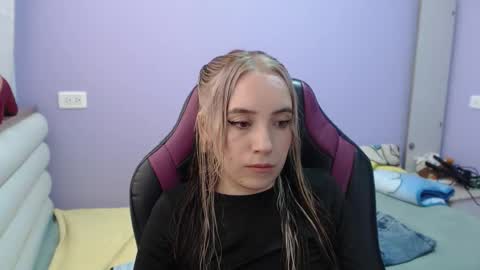 Vicky online show from March 11, 7:28 pm