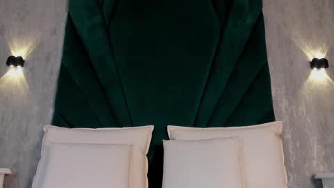 Luli Jones online show from November 12, 11:45 am