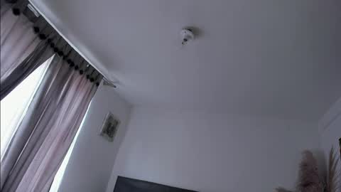 lulu10541697 online show from June 8, 6:31 pm