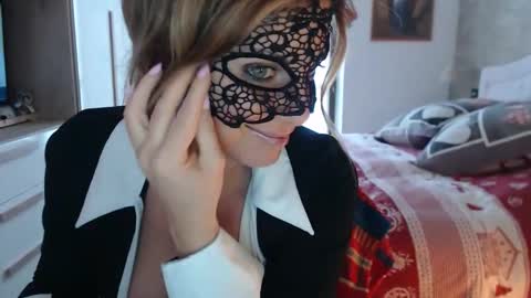 lulu7870 online show from March 3, 12:34 pm