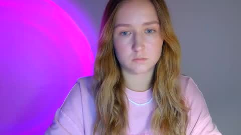 Lulu Baby18 online show from October 14, 7:06 pm