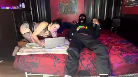 Lulu online show from February 3, 7:10 pm