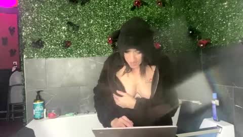 Lulu online show from January 15, 9:24 am