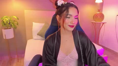 L U M A online show from September 28, 3:15 am