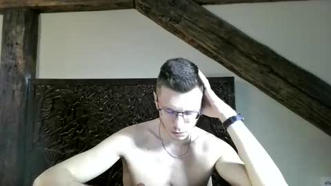 Andrew independent model 2000-0000 CET daily online show from March 7, 8:09 pm