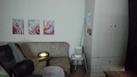 Lumi online show from April 4, 12:34 pm