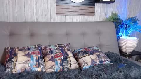 Luna online show from April 18, 2:52 pm