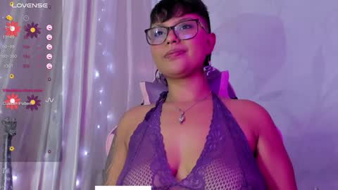 Luna online show from December 4, 9:07 pm