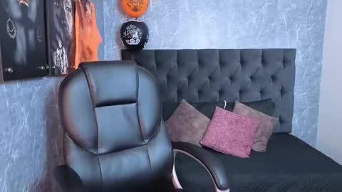 Luna online show from October 31, 4:24 am