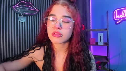 Snapshot of luna_andromeda chatting on September 14, 1:56 pm luna_andromeda online show from September 14, 1:56 pm