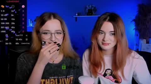 luna_berryy online show from October 16, 7:46 pm