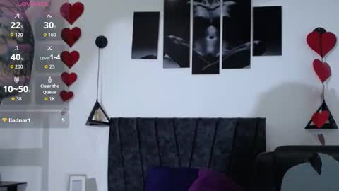luna_big_tits online show from September 19, 3:38 pm