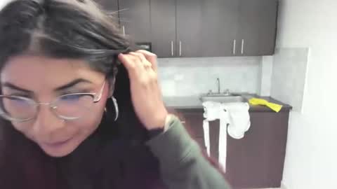 luna  online show from October 14, 11:46 am