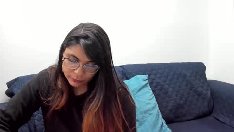 luna  online show from February 28, 11:14 am